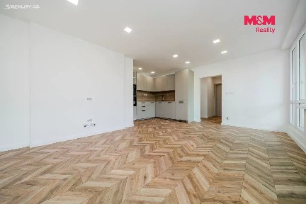 Prodej bytu 3+kk 66 m² Aleše Hrdličky, Ostrava - Poruba