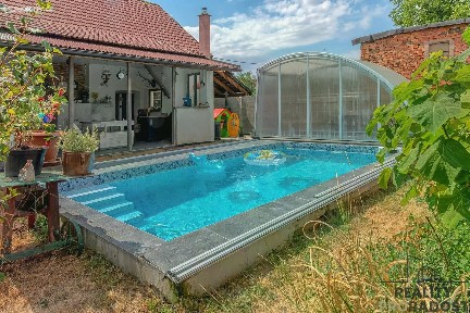 Prodej rodinného domu 100 m², pozemek 963 m² Dobelice