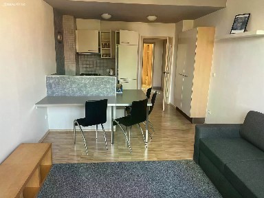 Pronájem bytu 3+kk 62 m² Benešovo náměstí, Pardubice - Zelené Předměstí