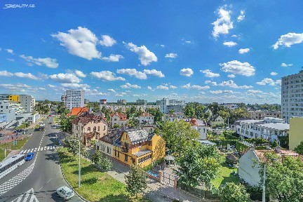 Pronájem bytu 2+1 50 m² třída SNP, Hradec Králové - Slezské Předměstí