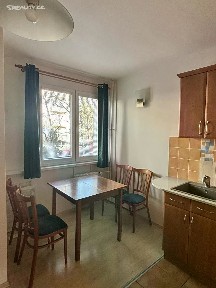 Pronájem bytu 3+1 70 m² Gagarinova, Hradec Králové - Slezské Předměstí