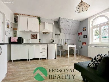 Pronájem bytu 1+1 36 m² Hlavní třída, Mariánské Lázně