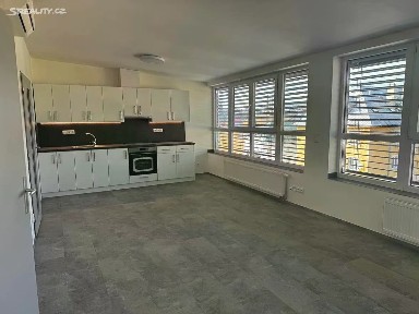 Pronájem bytu 2+kk 40 m² náměstí Svobody, Šternberk