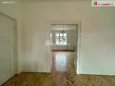 Pronájem bytu 2+1 84 m² Královská cesta, Kolín - Kolín IV