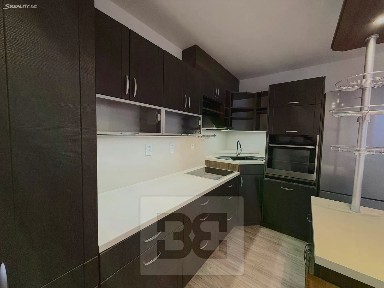 Pronájem bytu 3+kk 63 m² V Honech, Klecany