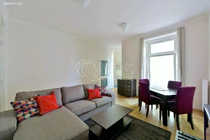Pronájem bytu 3+1 75 m² Vratislavova, Praha - Vyšehrad