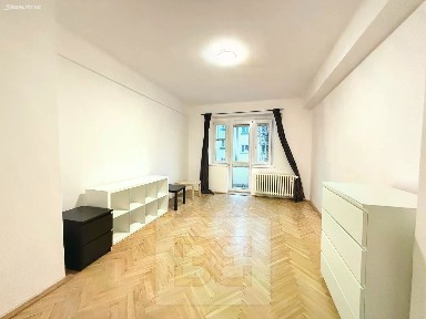 Pronájem bytu 2+1 47 m² Spolupráce, Praha - Nusle