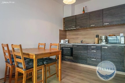 Pronájem bytu 1+kk 30 m² Nad úžlabinou, Praha - Malešice