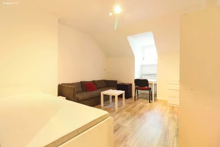 Pronájem bytu 2+1 50 m² Roháčova, Praha - Žižkov