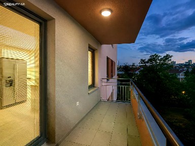 Pronájem bytu 3+kk 86 m² Krnkova, Praha - Michle