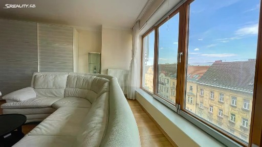 Pronájem bytu 3+kk 100 m² Komunardů, Praha - Holešovice