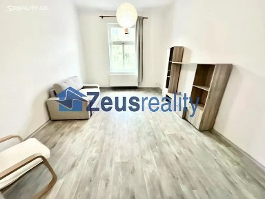 Pronájem bytu 2+kk 44 m² Lucemburská, Praha - Vinohrady