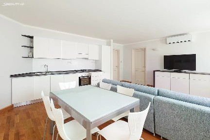 Pronájem bytu 2+kk 61 m² Ovenecká, Praha - Holešovice