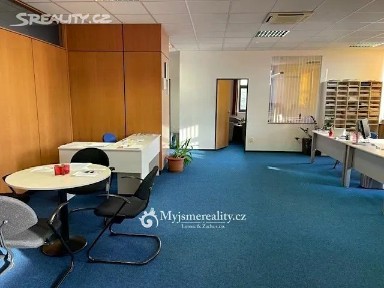 Pronájem kanceláře 110 m² náměstí Práce, Zlín