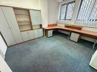 Pronájem kanceláře 102 m² tř. Spojenců, Otrokovice