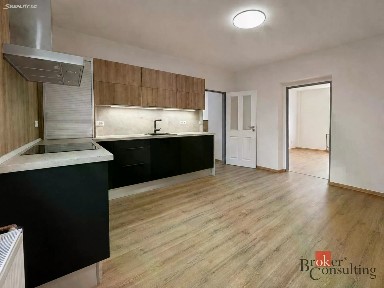 Prodej bytu 3+kk 60 m² Pod Petřínem, Jablonec nad Nisou - Vrkoslavice