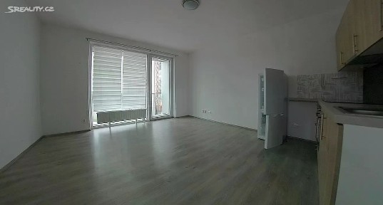 Pronájem bytu 1+kk 29 m² Na Chmelnicích, Plzeň - Severní Předměstí
