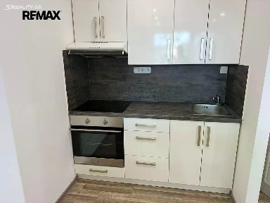 Pronájem bytu 1+kk 31 m² Čujkovova, Ostrava - Zábřeh