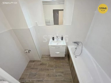 Pronájem bytu 2+1 47 m² Ostrožná, Opava - Město