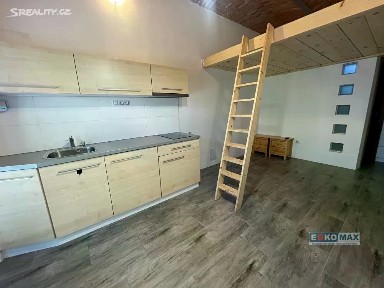 Pronájem bytu 1+kk 26 m² Čechova, Lednice