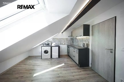 Pronájem bytu 2+kk 31 m² Branka, Brno - Komín