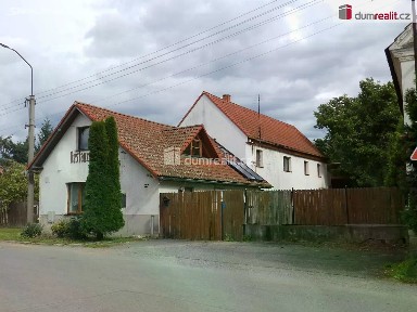 Prodej rodinného domu 180 m², pozemek 1685 m² Hořesedly