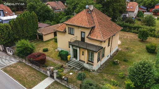 Prodej rodinného domu 215 m², pozemek 1120 m² Letecká, Nelahozeves