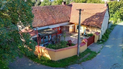 Stradouň
