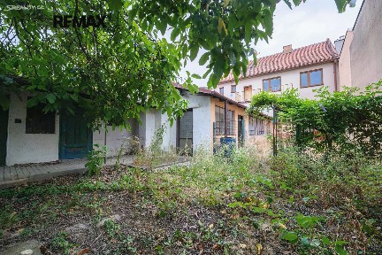 Prodej rodinného domu 190 m², pozemek 1588 m² Opatovice