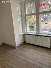 Pronájem bytu 1+1 48 m²