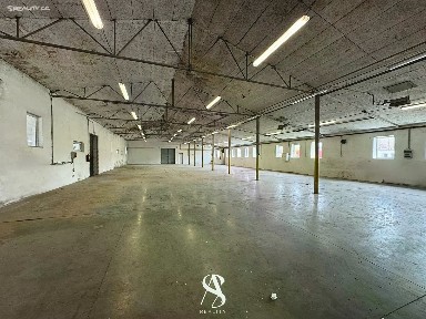 Pronájem skladového prostoru 693 m² Liboš