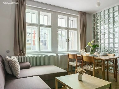 Prodej bytu atypický 104 m² Bulharská, Karlovy Vary