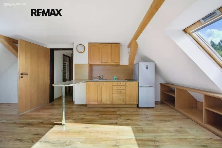 Prodej bytu 1+kk 23 m² Plzeňská, Karlovy Vary