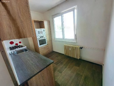 Prodej bytu 2+1 55 m² Kollárova, Ostrov