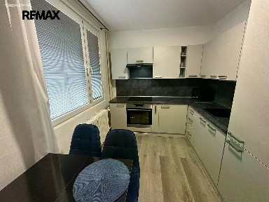 Pronájem bytu 4+1 96 m² Hrubínova, Hradec Králové - Pražské Předměstí