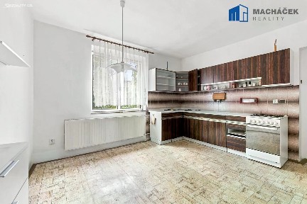 Prodej činžovního domu 300 m²