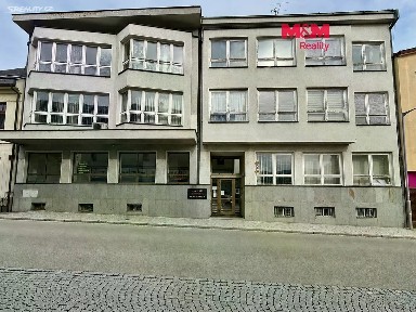Pronájem obchodního prostoru 28 m²