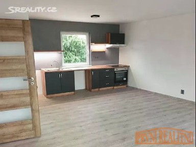 Pronájem bytu 4+kk 87 m² U Fortny, Uherský Brod