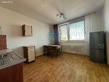 Pronájem bytu 1+1 36 m² 2. května, Zlín