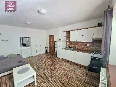 Pronájem bytu 1+kk 35 m² Dolní náměstí, Olomouc