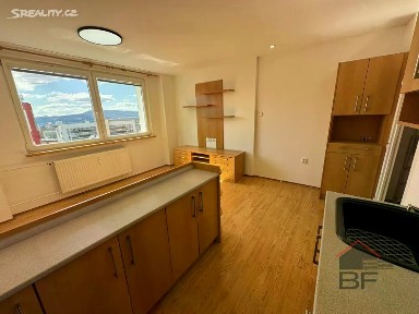 Pronájem bytu 2+kk 40 m² Bratří Čapků, Česká Lípa