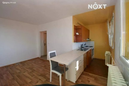 Pronájem bytu 1+kk 26 m² Italská, Kladno - Kročehlavy