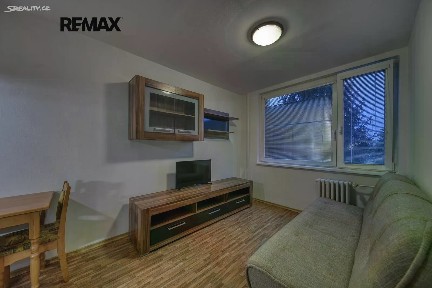 Pronájem bytu 1+kk 33 m² V Aleji, Poděbrady - Poděbrady III