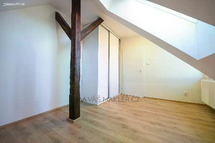 Pronájem bytu 1+1 33 m²