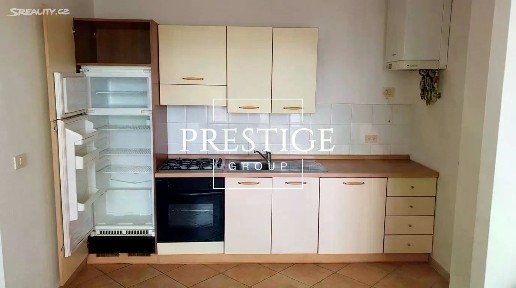 Pronájem bytu 2+kk 51 m² Žitomírská, Praha - Vršovice