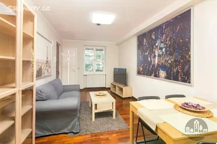 Pronájem bytu 3+kk 52 m² Blahníkova, Praha - Žižkov