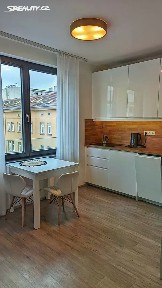 Pronájem bytu 1+kk 37 m² Vojenova, Praha - Libeň