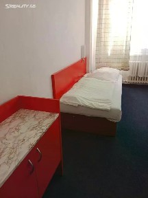 Pronájem bytu pokoje 22 m² Kubánské náměstí, Praha