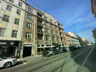 Pronájem bytu pokoje 20 m² Sokolovská, Praha - Karlín