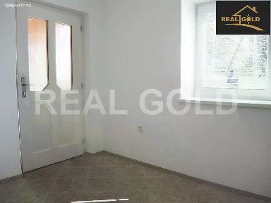 Pronájem bytu 3+kk 75 m² U Hřiště, Stařeč